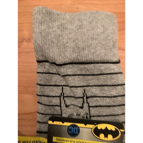 Batman Men's Adult Crew Socks 3 Pairs for Shoe Sizes 9.5-12 Multi-Color - Picture 4 of 12